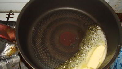 курица в винном соусе с шампиньонами