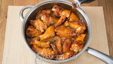 кэлэ цзи чи — куриные крылышки в кока-коле