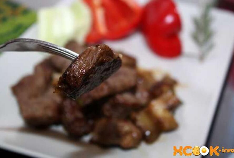 Мясо с баклажанами