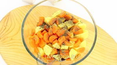 свинина с картошкой в духовке в рукаве