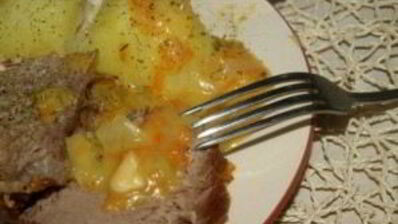 тушеная телятина с подливкой