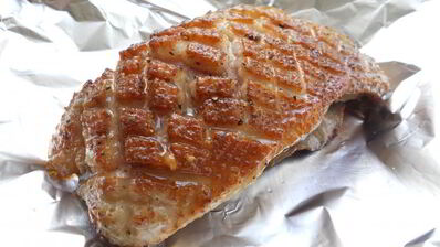 утиная грудка с орехово-гранатовым соусом