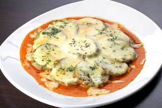 Баклажаны запеченные в сметанной заливке