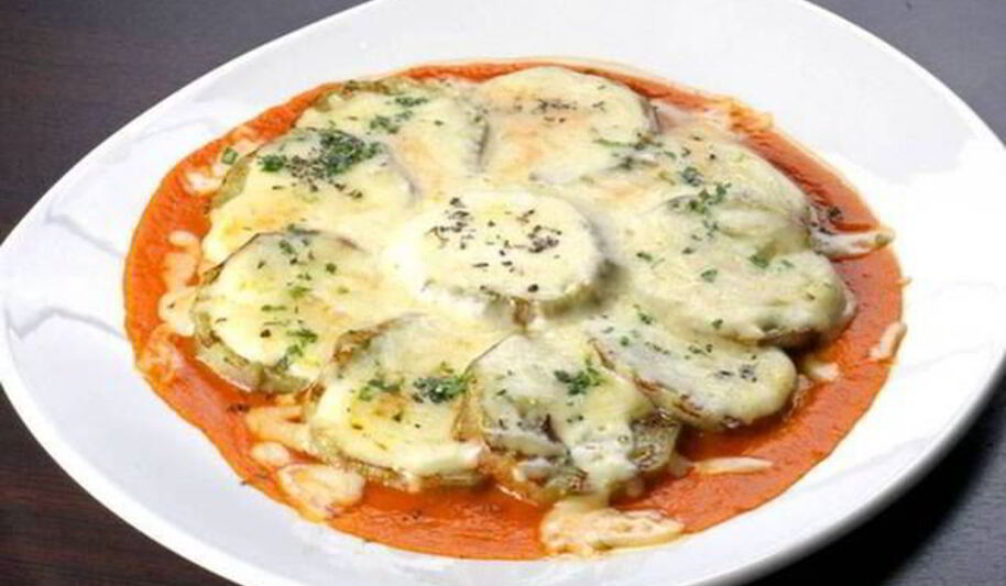 Рецепт баклажанов запеченных в сметанной заливке