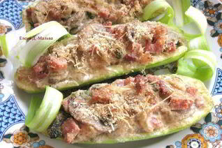 Кабачки, фаршированные грибами
