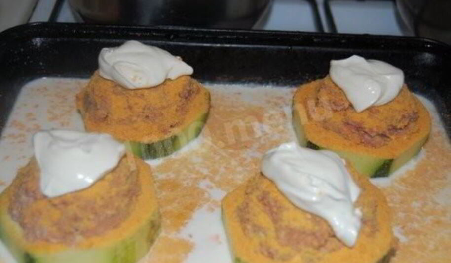Рецепт кабачков парных, фаршированных вареной телятиной