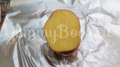 картофель, запеченный на углях