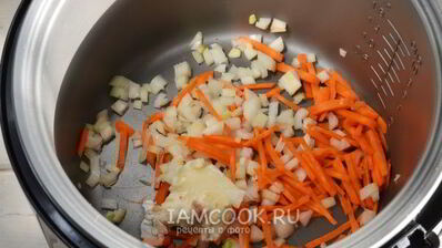 картошка с тушенкой в мультиварке