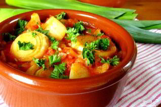 Лук-порей тушеный