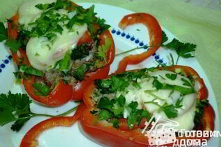 Перцы запеченные с говядиной и брокколи