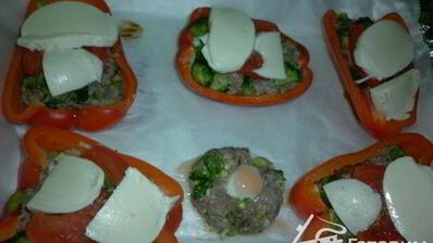 перцы запеченные с говядиной и брокколи