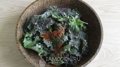 тушеная капуста кале с чесноком