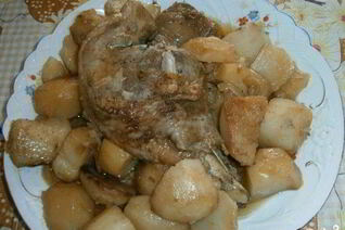 Тушеная картошка с индейкой в мультиварке