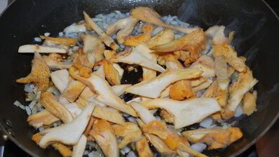 запеченные цукини с лисичками и фетой