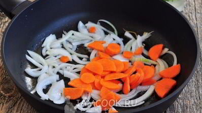 куриная печень с кабачками