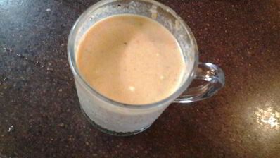 куриная печень в яблочно-сметанном соусе