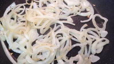 печень под соусом из маринованной черешни