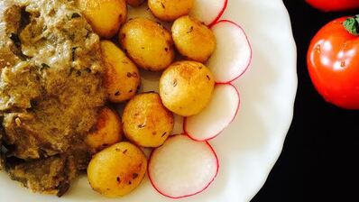 печень в сметанном соусе с эстрагоном