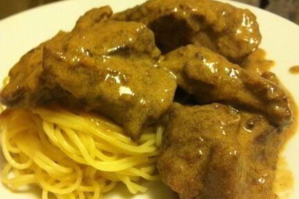 Печень ягненка в сметане