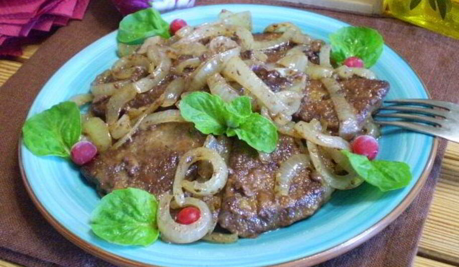 Рецепт жареной печени с луком