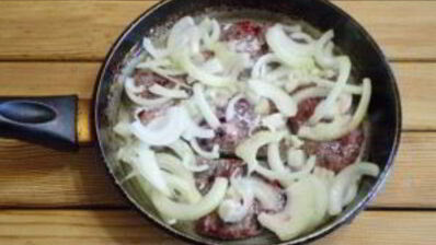 жареная печень с луком