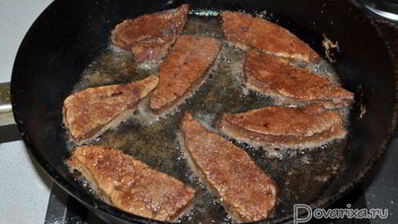 жареная печень с пикантным соусом