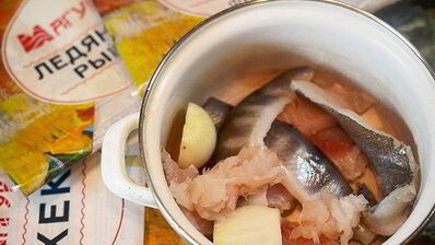 рыбные пельмени елочки