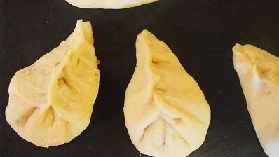 рыбные пельмени елочки