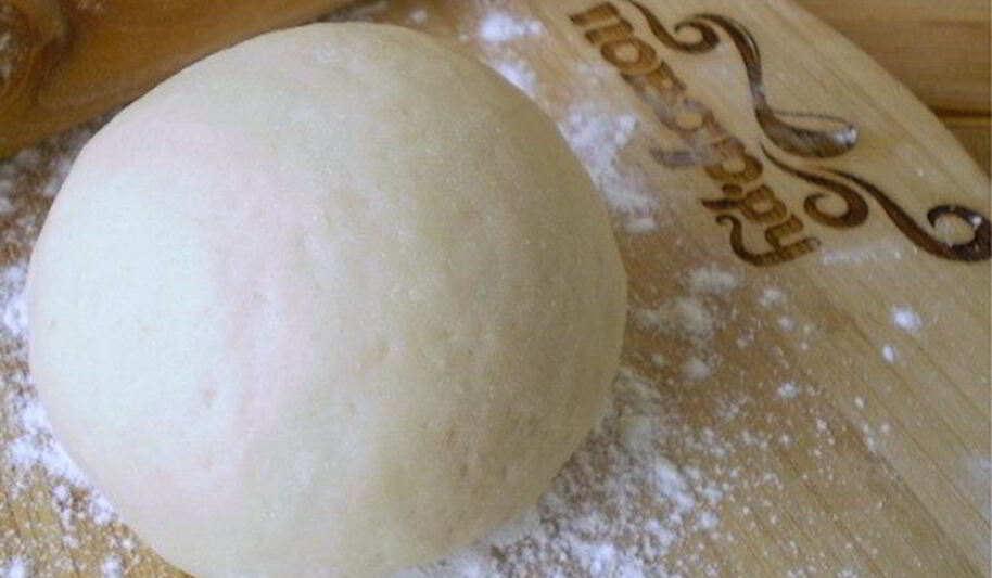 Рецепт теста для пельменей на кипятке