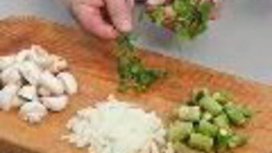 пилав из коричневого риса, спаржи и грибов в мультиварке