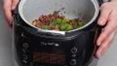 пилав из коричневого риса, спаржи и грибов в мультиварке