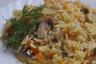 Плов с грибами