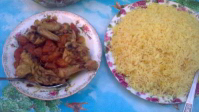 плов с куриной подливкой