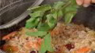 плов с морковью и сухофруктами