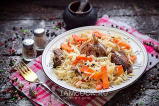 Плов с тушенкой в мультиварке