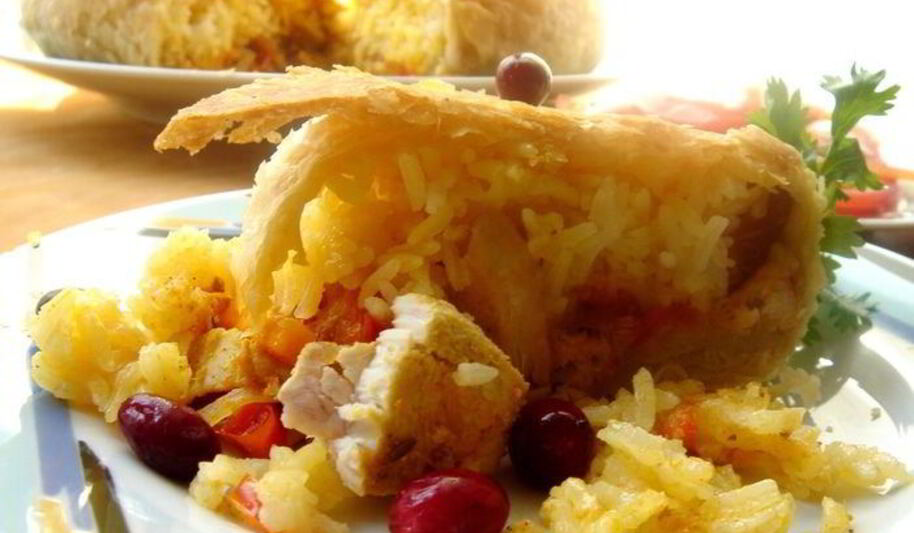 Рецепт плова в слоеном тесте