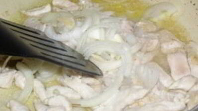 фрикасе из курицы с шампиньонами