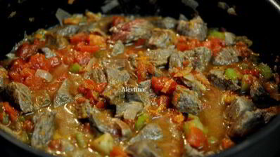 мясное рагу с тыквой спагетти