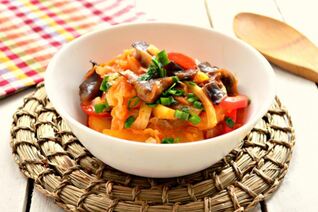 Овощное рагу с картофелем и грибами