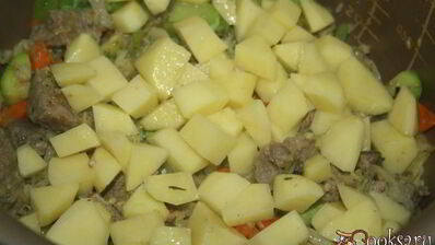 рагу с говядиной, овощами и фасолью в мультиварке