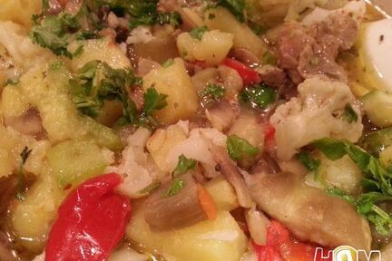 Рагу с курицей и овощами