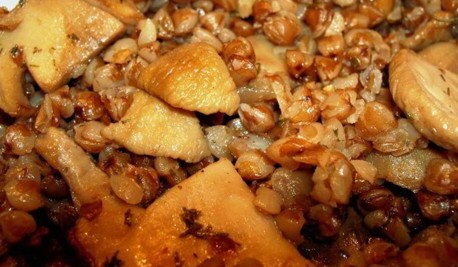 Рецепт гречневого ризотто с белыми грибами