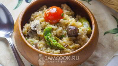 постное ризотто со спаржей и шампиньонами
