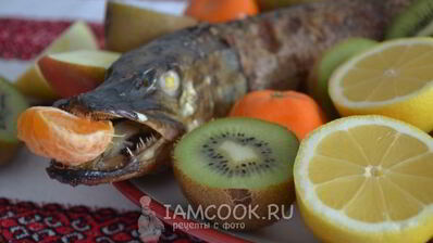 фаршированная щука с салом в духовке