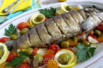 Карп, запеченный в фольге