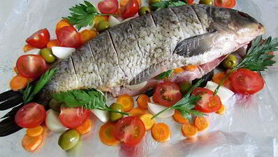 карп, запеченный в фольге