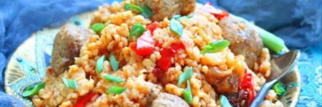 Кефтеси, запеченные с кускусом