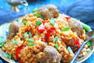 Кефтеси, запеченные с кускусом