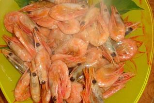 Креветки с чесноком