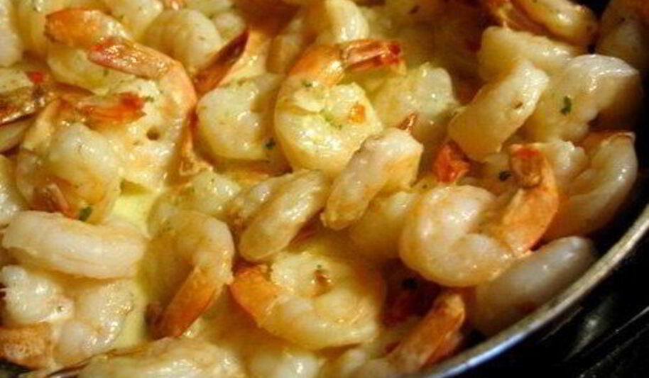 Рецепт креветок в сливочно-чесночным соусе